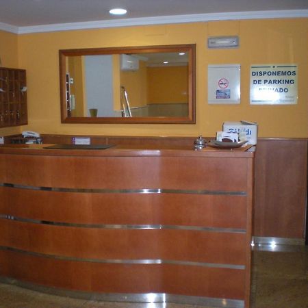 Hostal La Hispanidad Málaga Extérieur photo