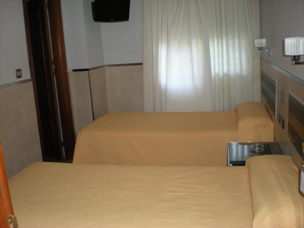 Hostal La Hispanidad Málaga Extérieur photo